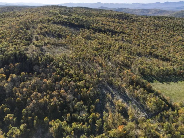 $375,000 | 1 Beech Hill Road, Waterford, ME 04088