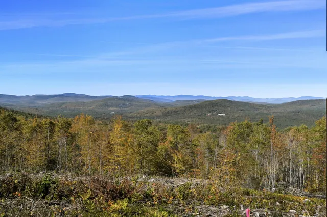 $375,000 | 1 Beech Hill Road, Waterford, ME 04088