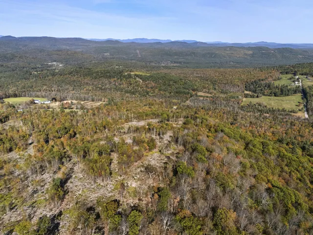 $375,000 | 1 Beech Hill Road, Waterford, ME 04088