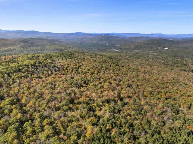 $375,000 | 1 Beech Hill Road, Waterford, ME 04088