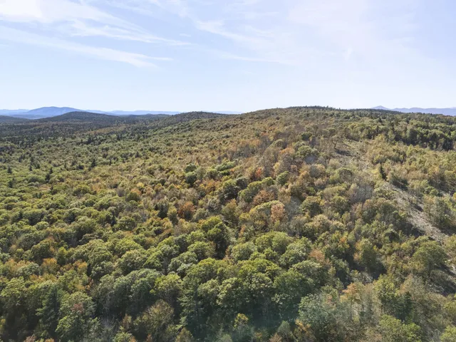 $375,000 | 1 Beech Hill Road, Waterford, ME 04088