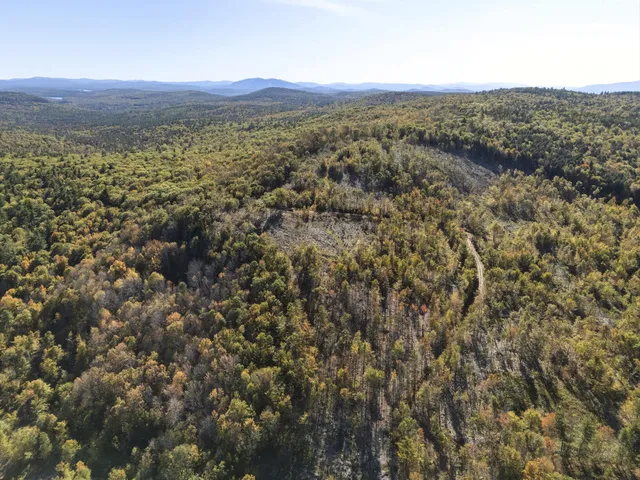 $375,000 | 1 Beech Hill Road, Waterford, ME 04088