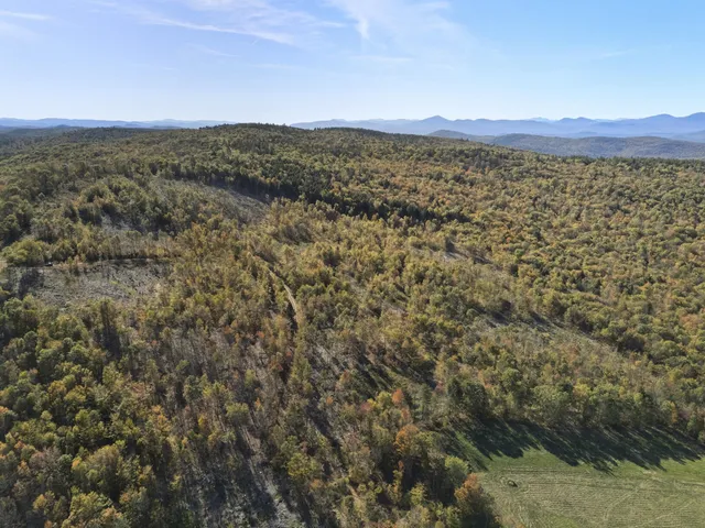 $375,000 | 1 Beech Hill Road, Waterford, ME 04088