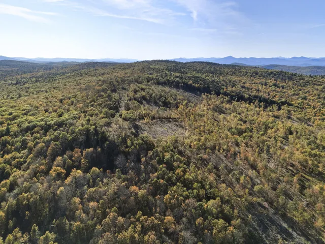 $375,000 | 1 Beech Hill Road, Waterford, ME 04088