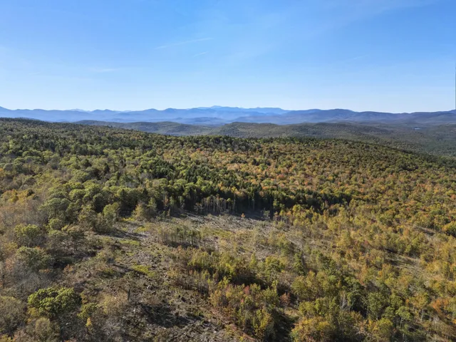 $375,000 | 1 Beech Hill Road, Waterford, ME 04088