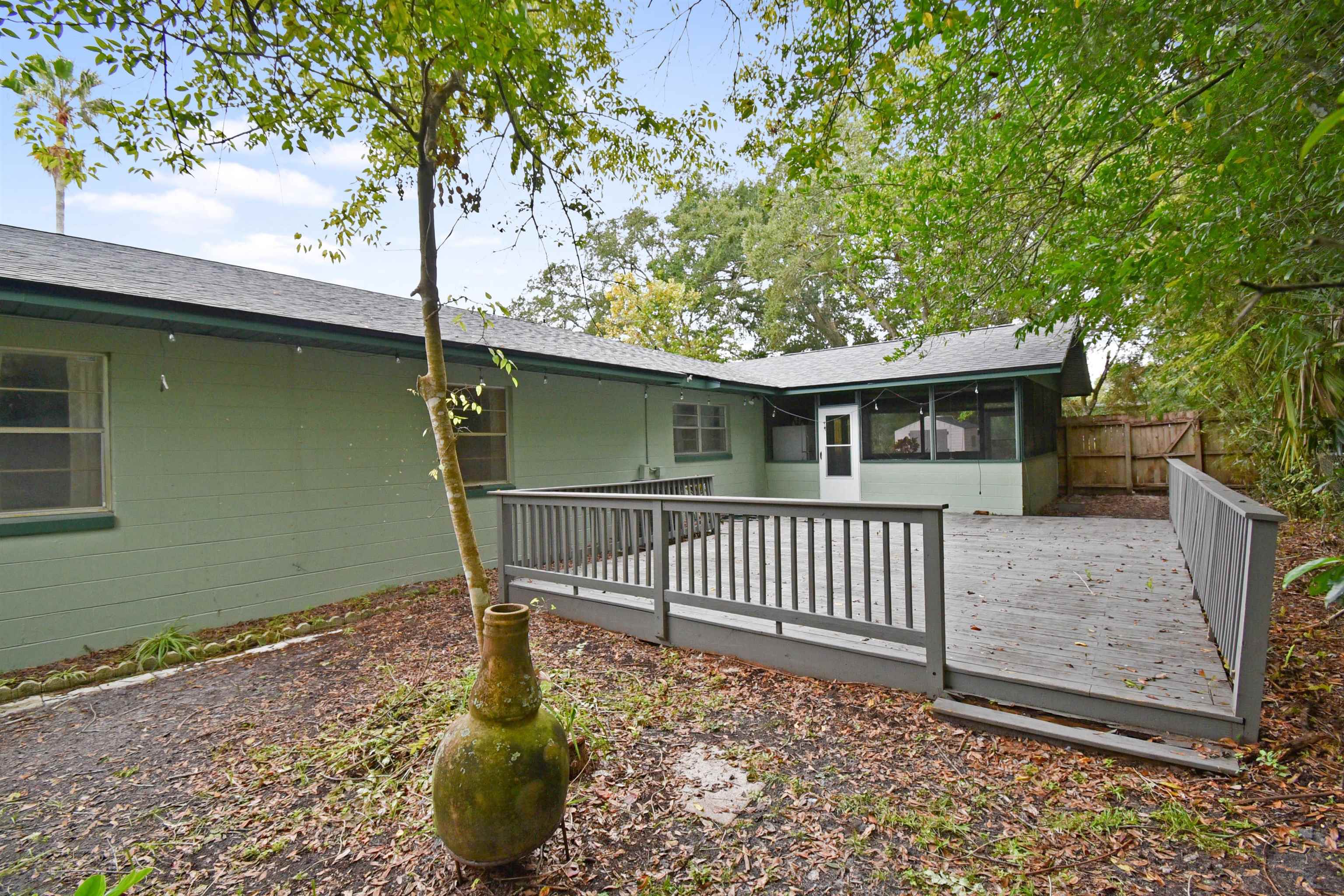 200 Theodore Street St. Augustine, FL 32084 - Photo 19 of 22 a front view of a house with garden