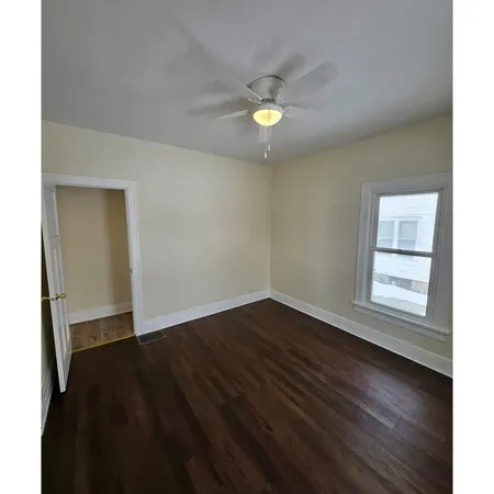 $74,900 | 409 East 5th Street, Rock Falls, IL 61071