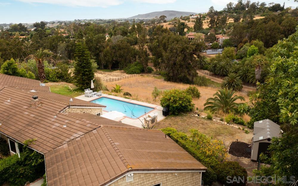 5460 La Crescenta Road Rancho Santa Fe, CA 92067 - Photo 8 of 23