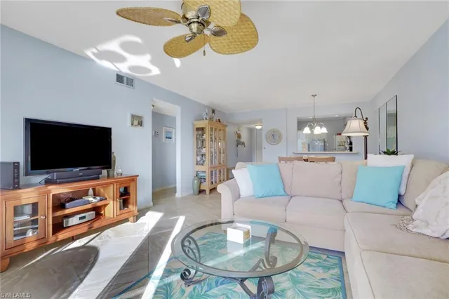 $299,900 | 219 Fox Glen Drive, Unit 1208, Naples, FL 34104