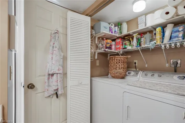 $299,900 | 219 Fox Glen Drive, Unit 1208, Naples, FL 34104