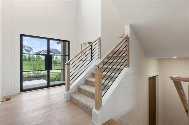 $1,264,000 | 10675 West 142nd Terrace, Overland Park, KS 66221