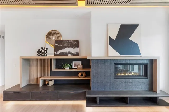 $1,264,000 | 10675 West 142nd Terrace, Overland Park, KS 66221