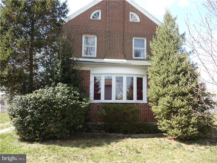 8316 Rising Sun Avenue Philadelphia, PA 19111 - Photo 2 of 22 Gallery Image 2