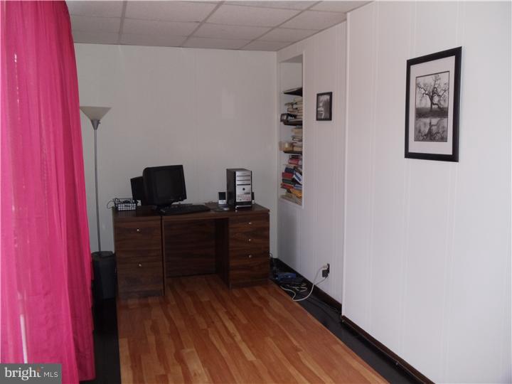 8316 Rising Sun Avenue Philadelphia, PA 19111 - Photo 5 of 22 Gallery Image 5