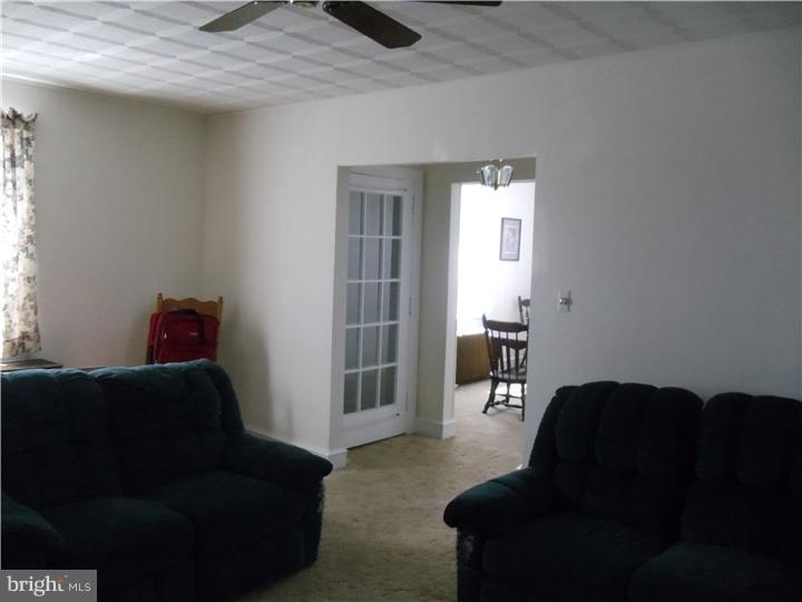 8316 Rising Sun Avenue Philadelphia, PA 19111 - Photo 6 of 22 Gallery Image 6