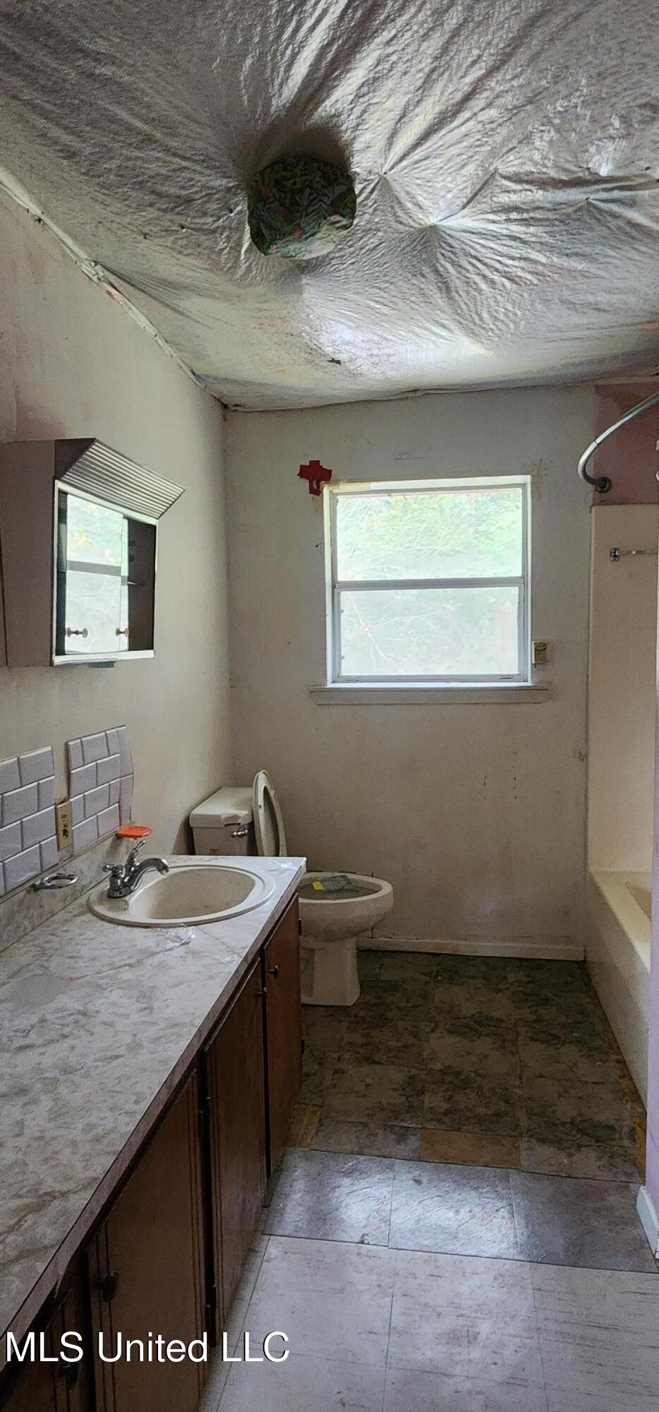 45 Delta Drive Fayette, MS 39069 - Photo 11 of 22 20251212_105710