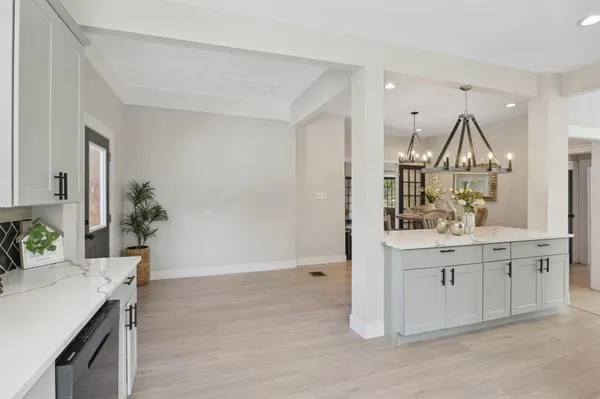 $599,999 | 702 Griffith Avenue, Terrell, TX 75160
