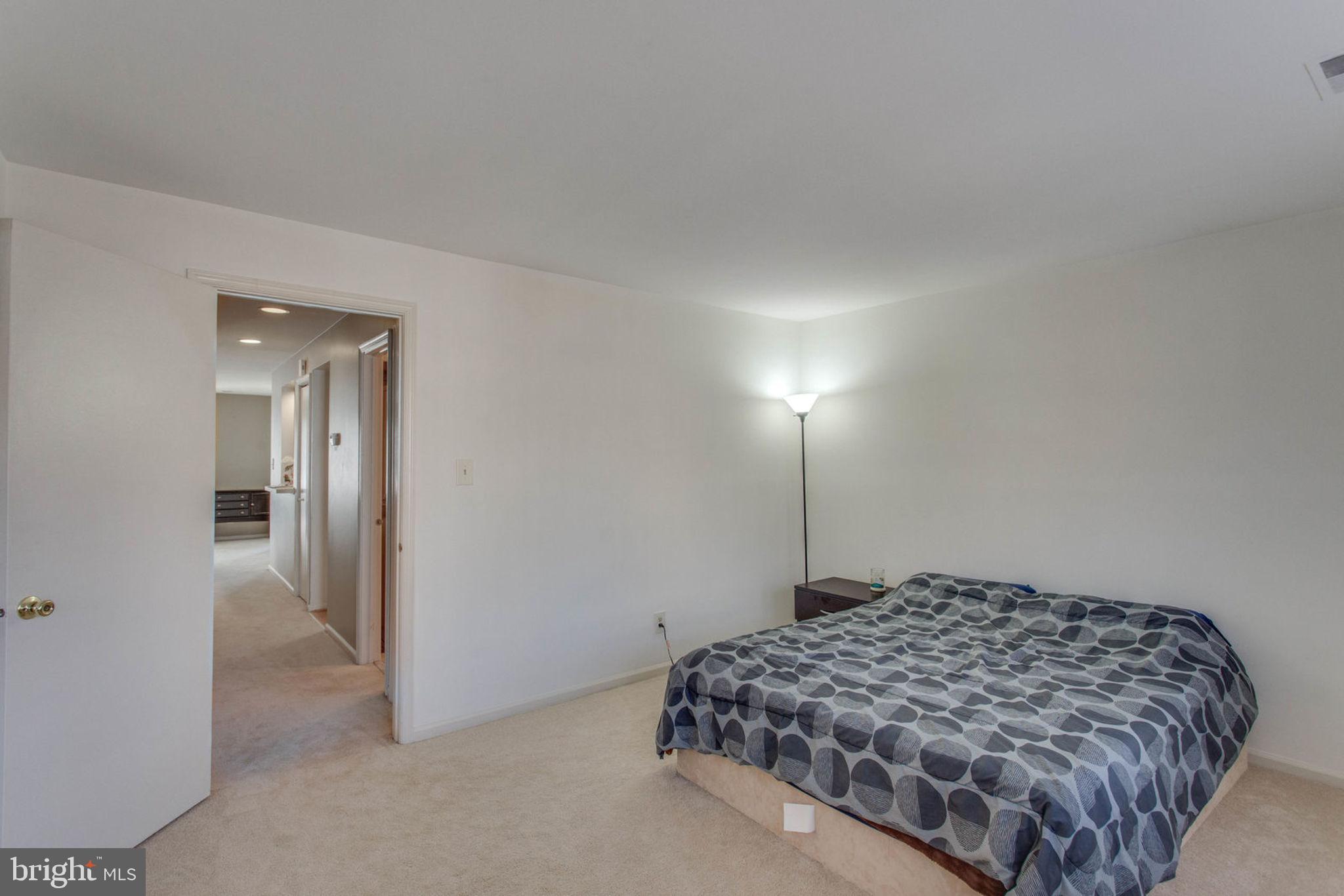 12912 Grays Pointe Road, Unit B Fairfax, VA 22033 - Photo 23 of 30 Gallery Image 23