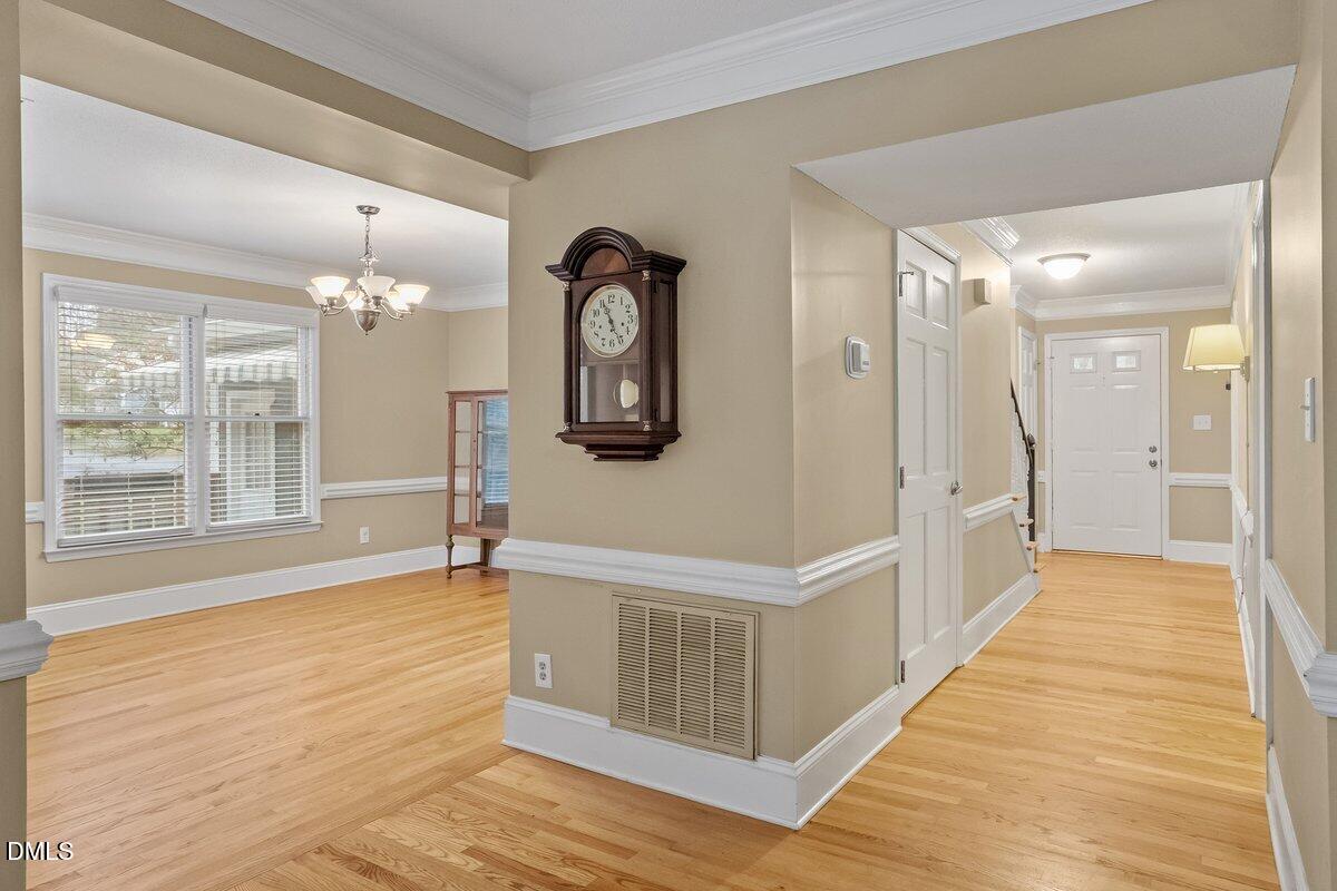 1512 Laureldale Drive Raleigh, NC 27609 - Photo 19 of 36 1512 Laureldale Dr 2874868_18