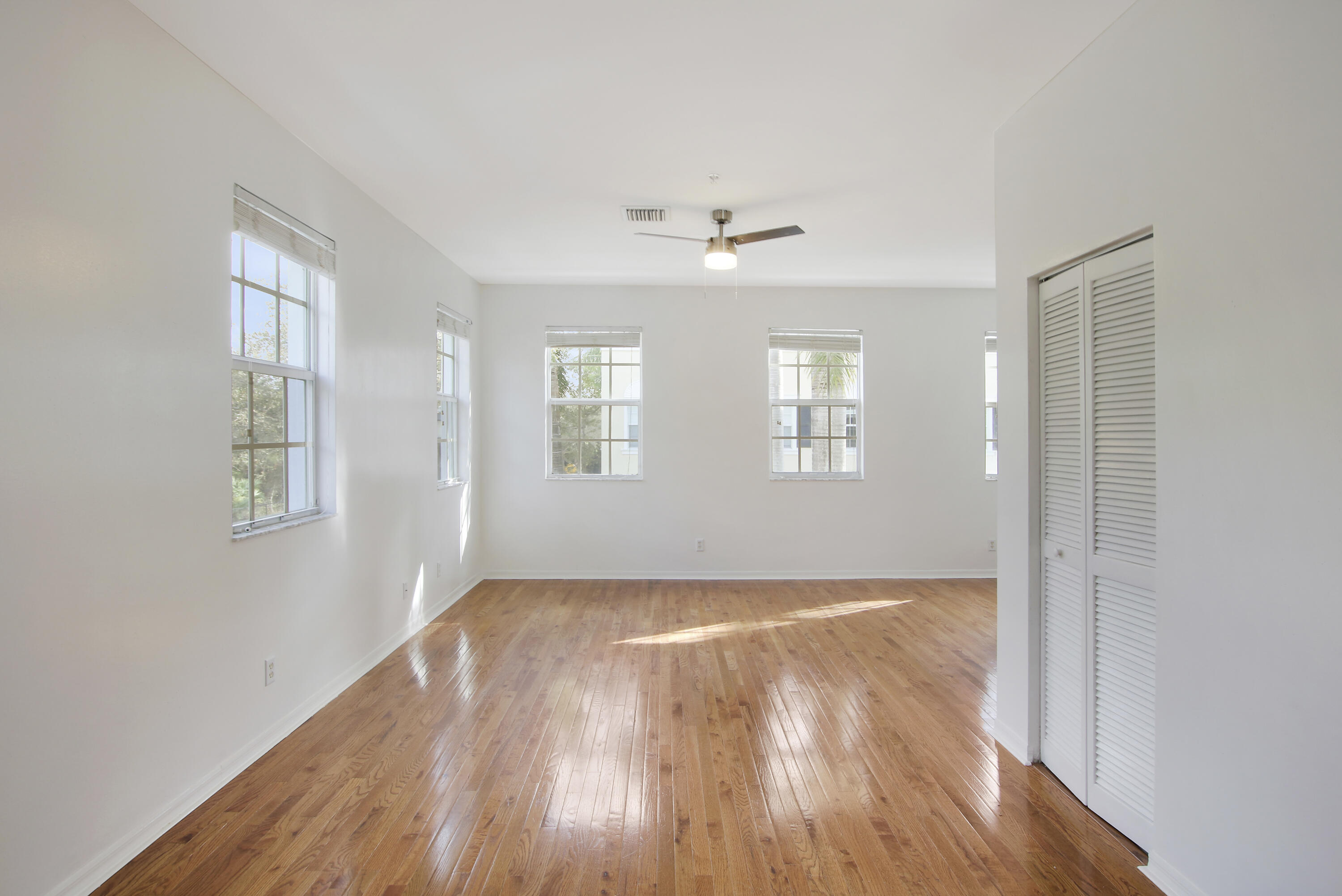 108 Locustberry Lane, Unit 105 Jupiter, FL 33458 - Photo 24 of 36 Open Concept