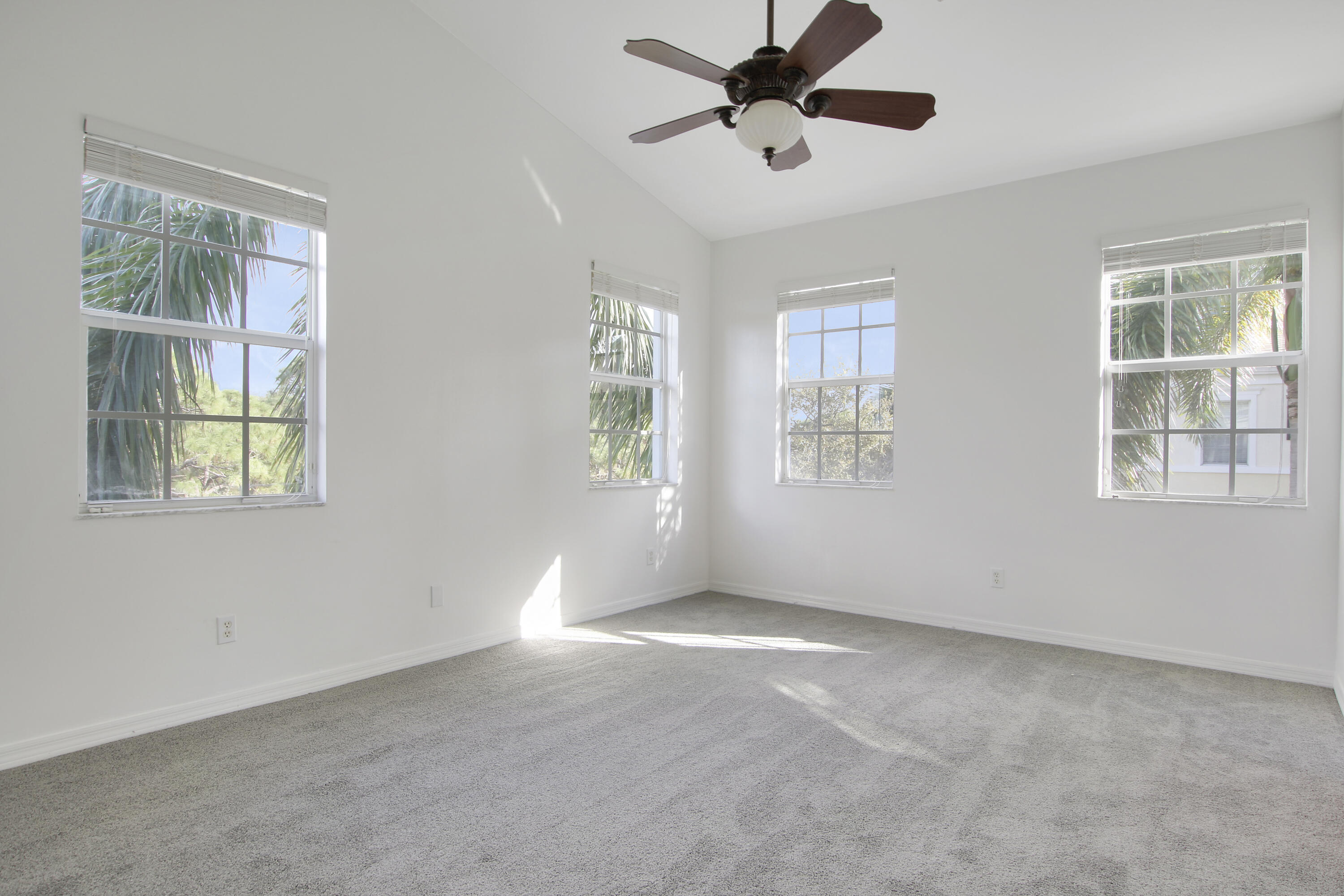 108 Locustberry Lane, Unit 105 Jupiter, FL 33458 - Photo 31 of 36 Master Bedroom
