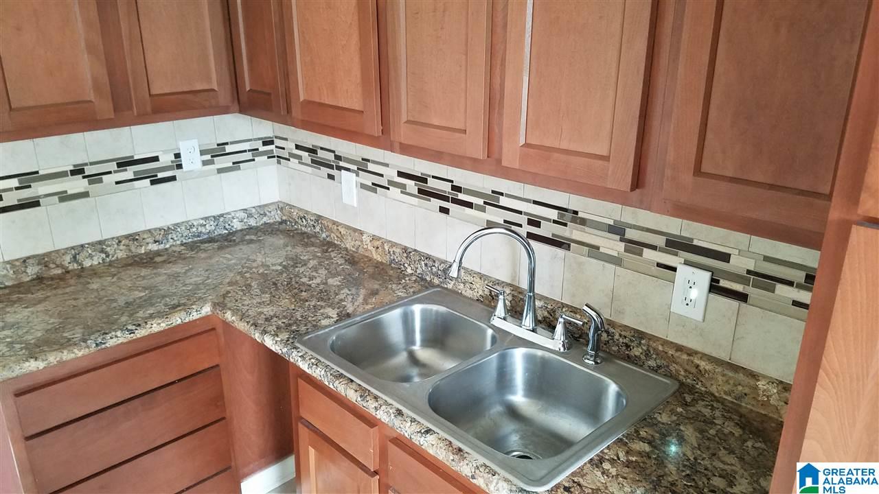 809 Ave I Bessemer, AL 35020 - Photo 4 of 11