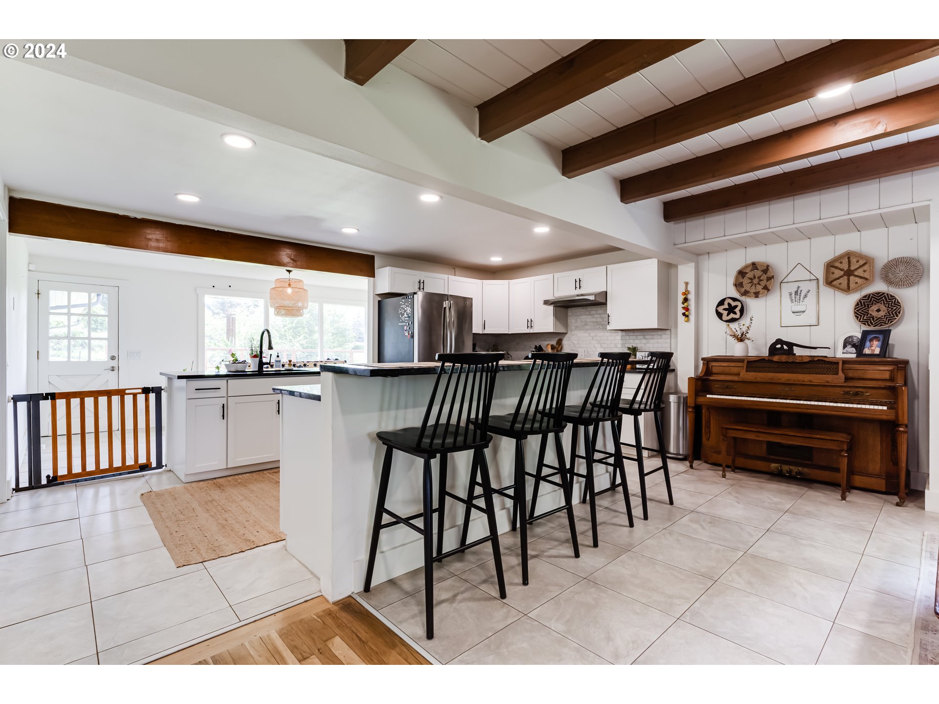 3050 Bailey Hill Road Eugene, OR 97405 - Photo 13 of 48 Gallery Image 13
