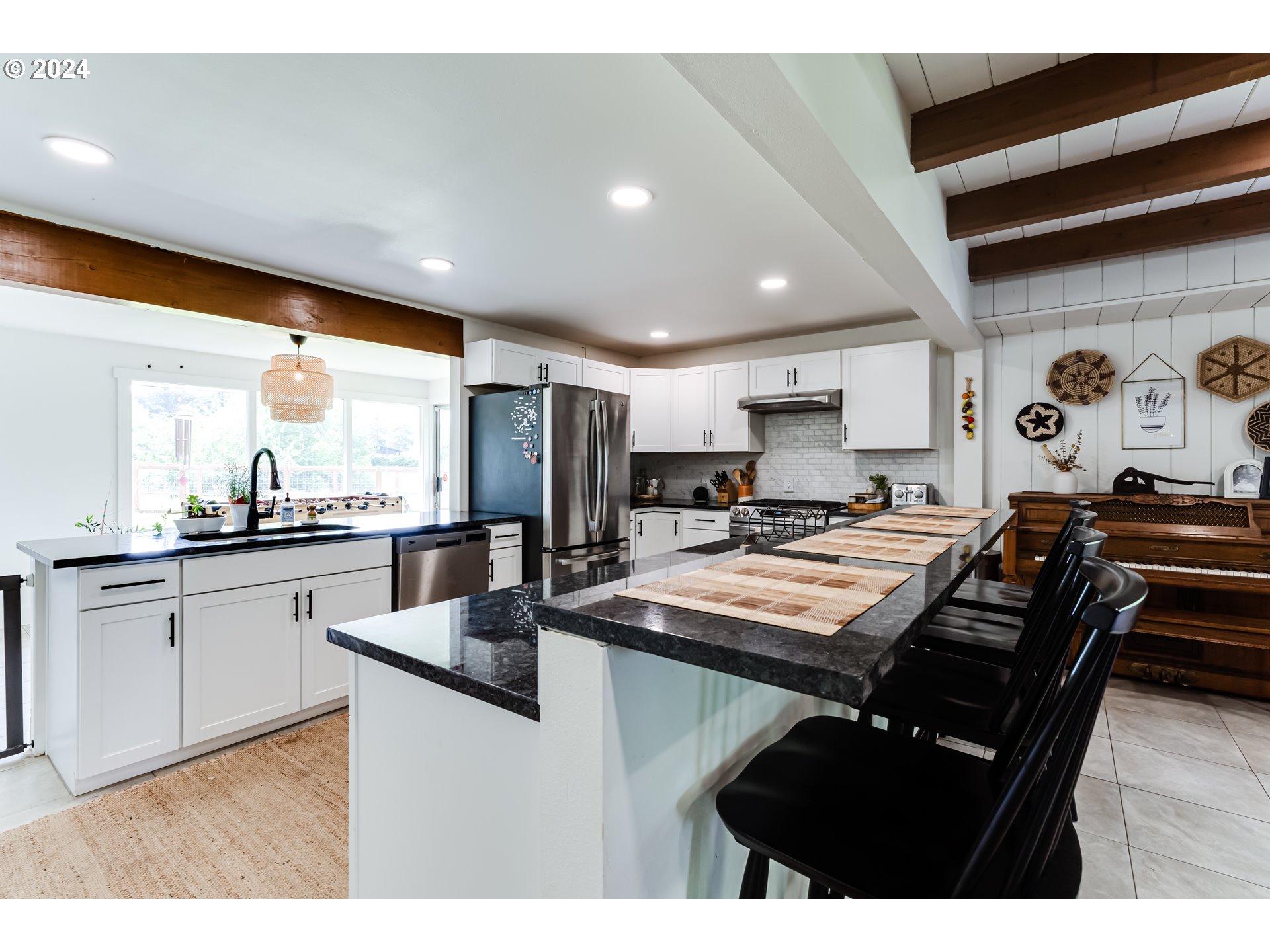 3050 Bailey Hill Road Eugene, OR 97405 - Photo 14 of 48 Gallery Image 14