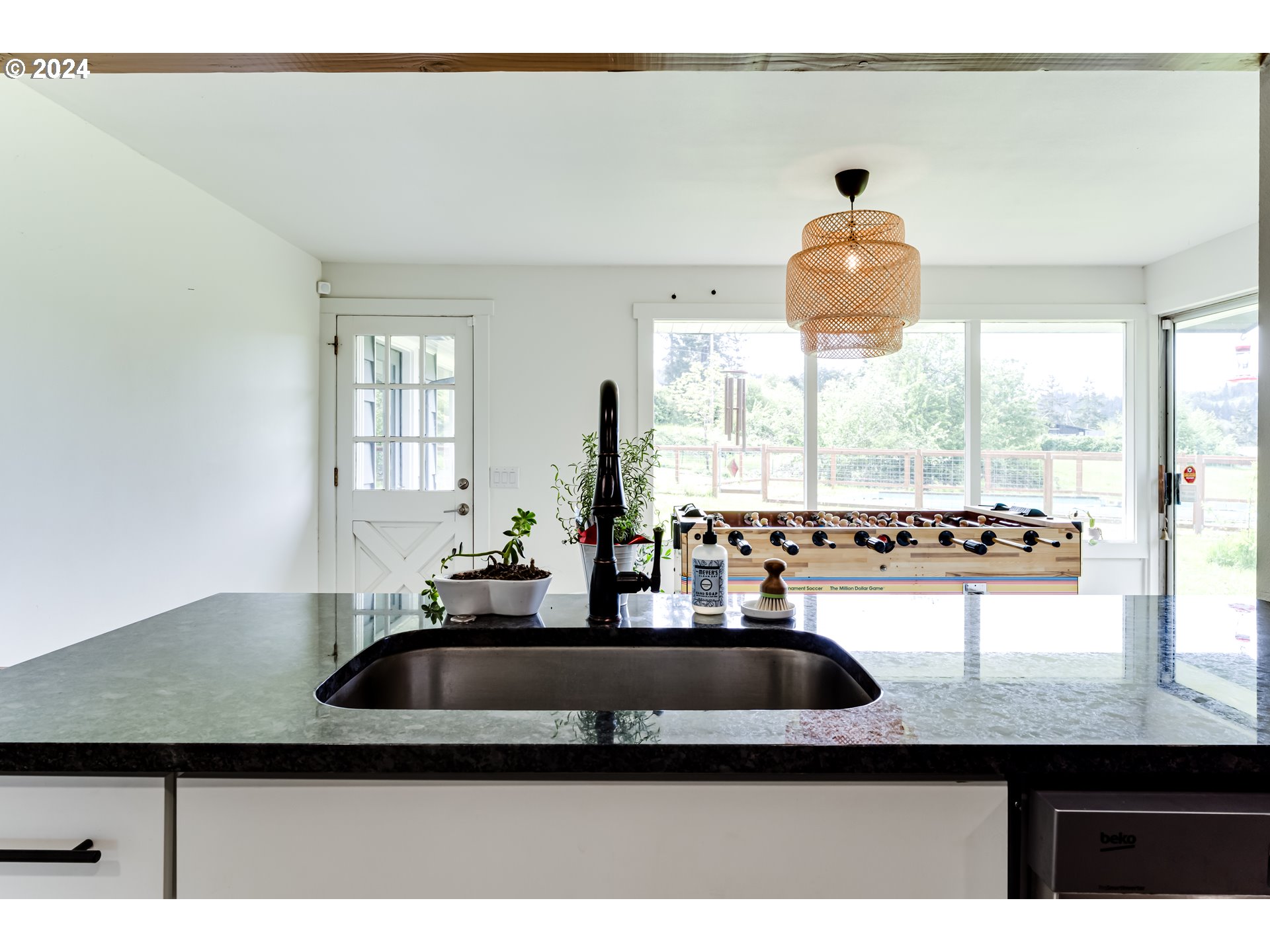 3050 Bailey Hill Road Eugene, OR 97405 - Photo 18 of 48 Gallery Image 18