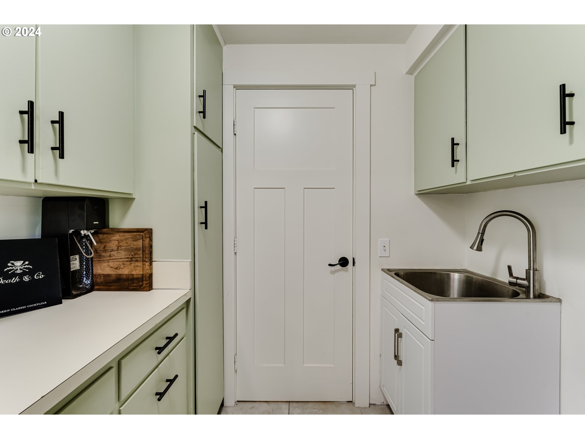 3050 Bailey Hill Road Eugene, OR 97405 - Photo 23 of 48 Gallery Image 23