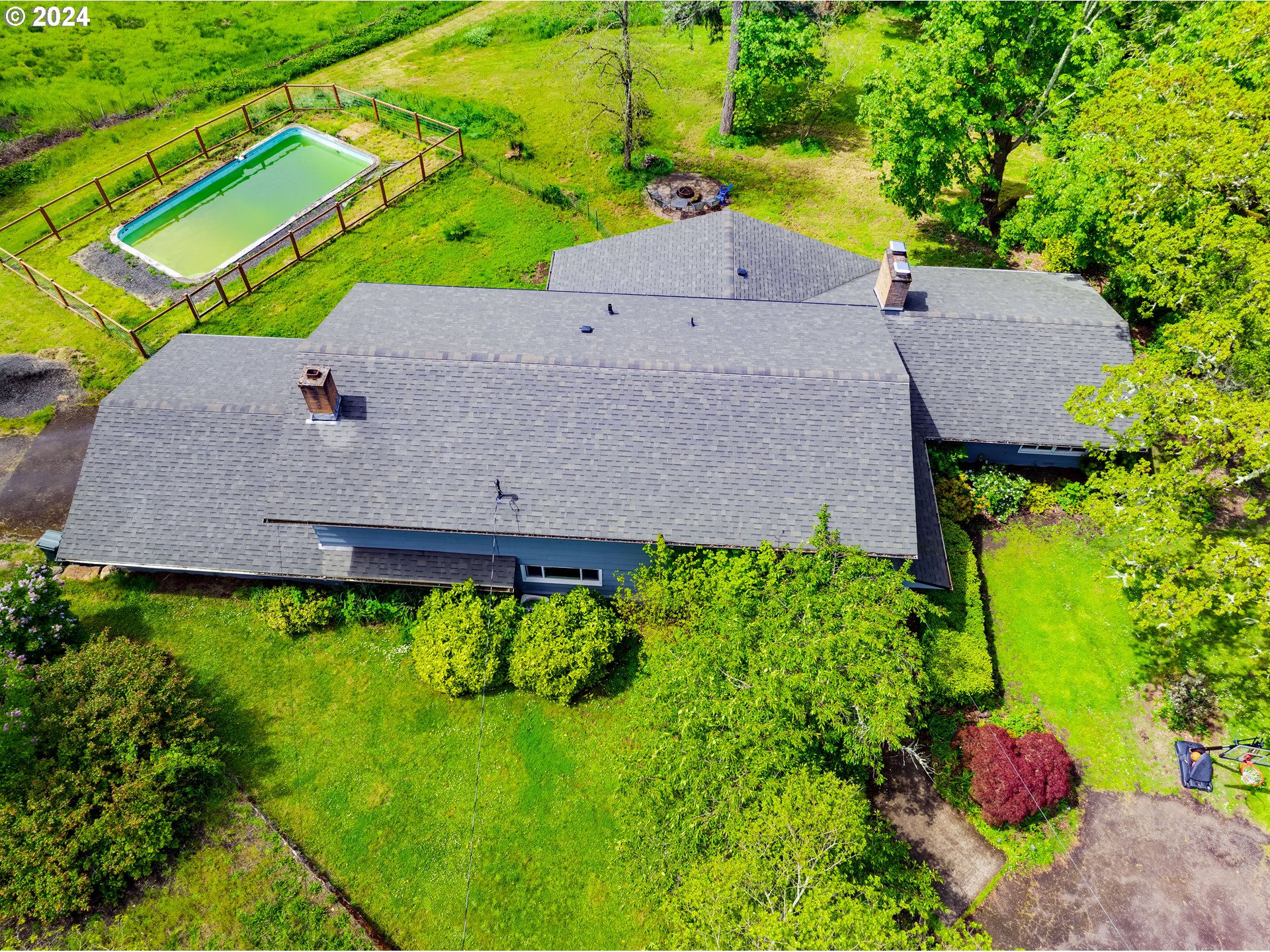 3050 Bailey Hill Road Eugene, OR 97405 - Photo 43 of 48 Gallery Image 43