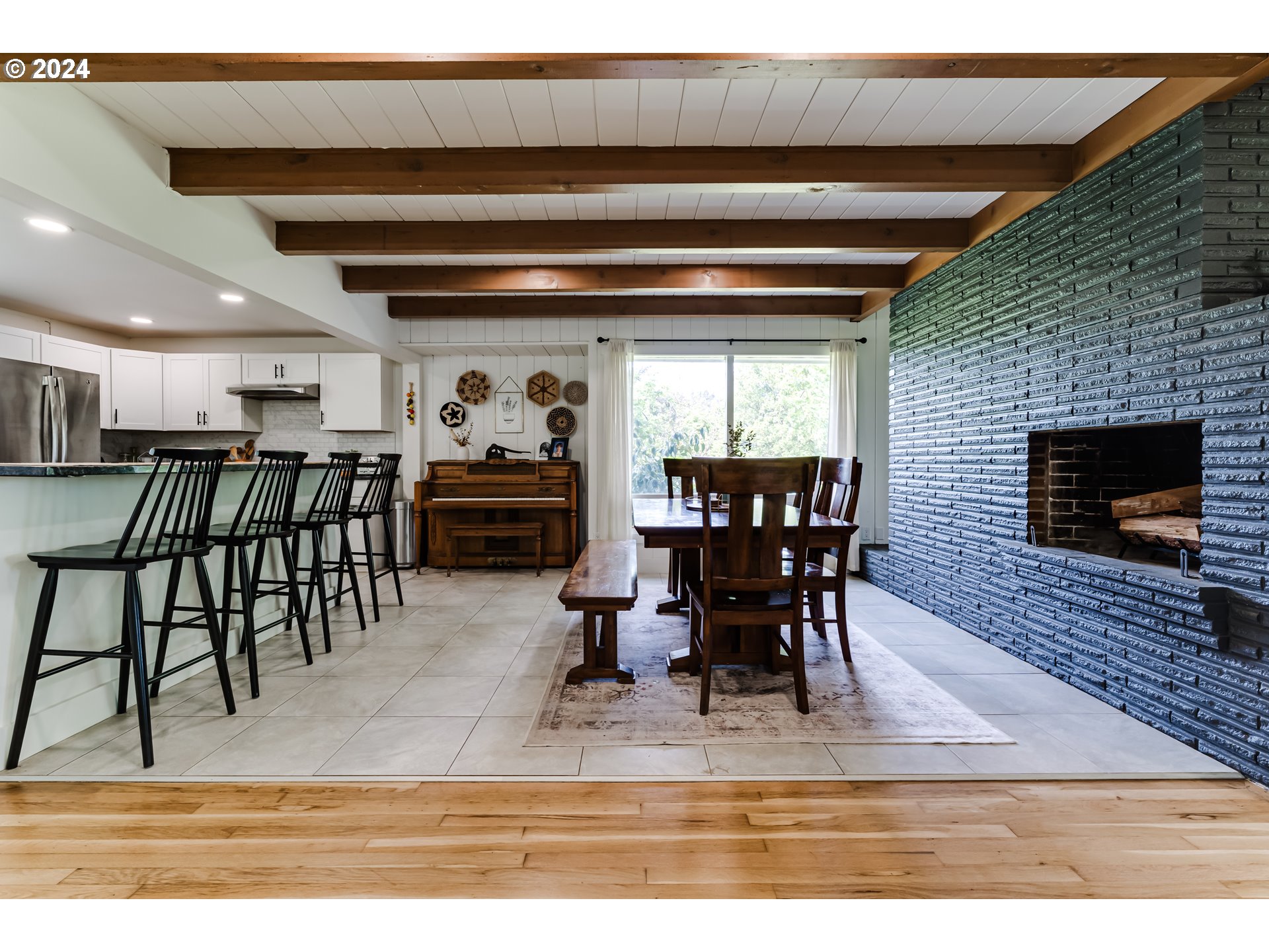 3050 Bailey Hill Road Eugene, OR 97405 - Photo 5 of 48 Gallery Image 5