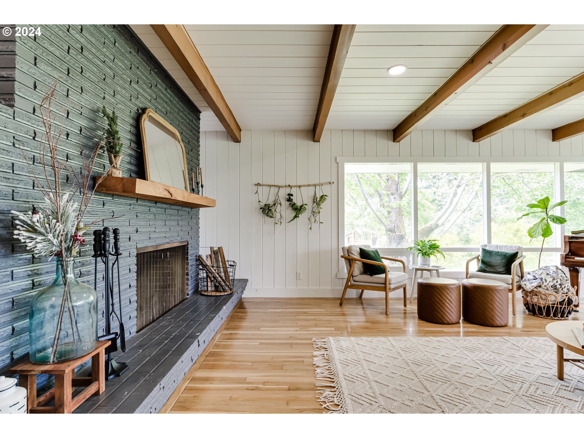 3050 Bailey Hill Road Eugene, OR 97405 - Photo 7 of 48 Gallery Image 7