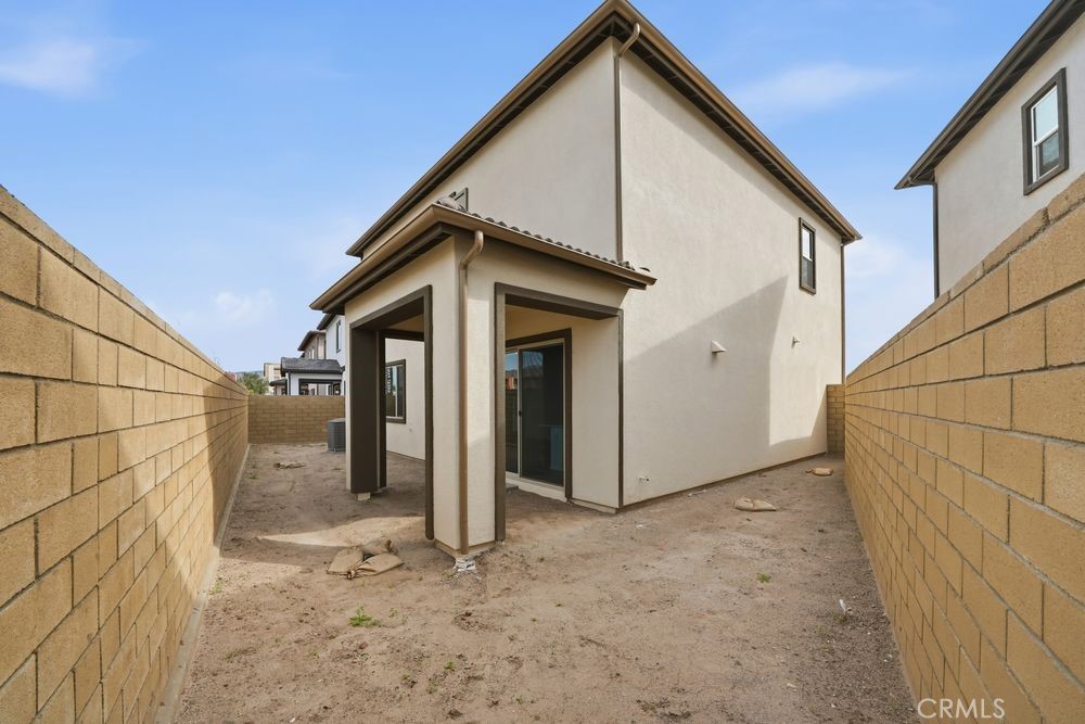 118 Pansy Irvine, CA 92618 - Photo 38 of 46 a view of a house with a outdoor space