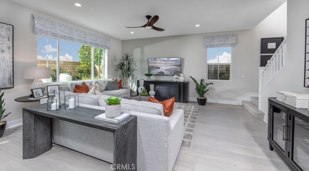 118 Pansy Irvine, CA 92618 - Photo 10 of 13 REPRESENTATIVE PHOTO