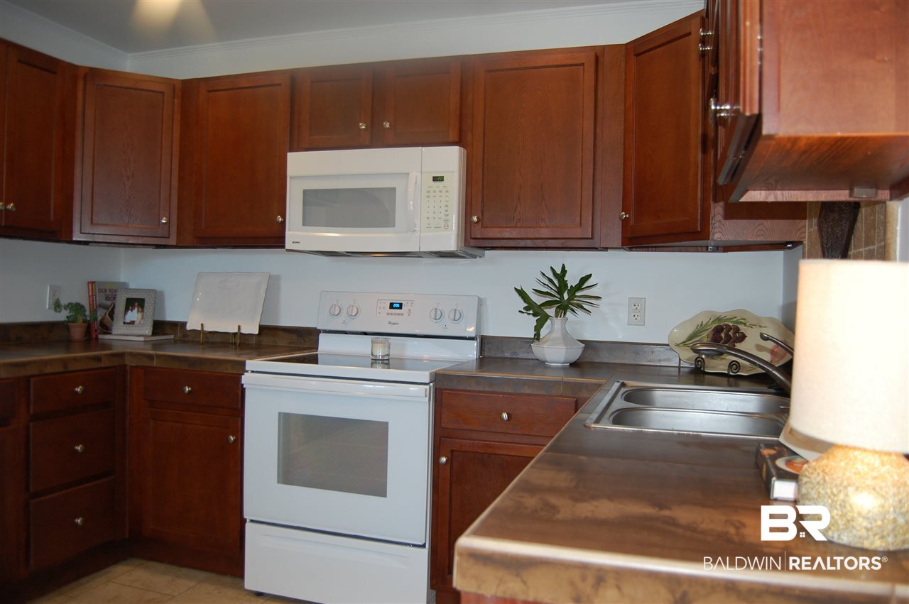 1302 North Alston Street Foley, AL 36535 - Photo 7 of 24
