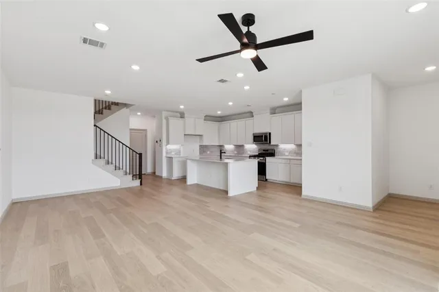 $329,990 | 1031 Magdalena Way, Midlothian, TX 76065