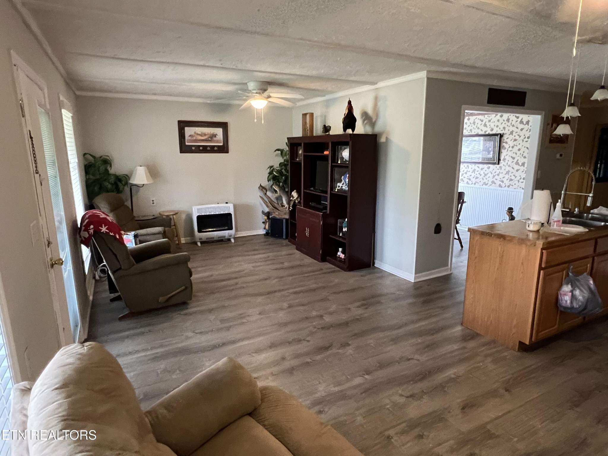 11981 South S Highway Crossville, TN 38572 - Photo 8 of 49 a living room with furniture and a flat screen tv