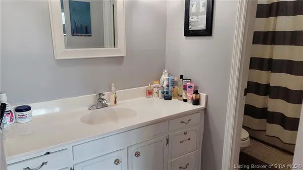 $294,500 | 303 Golf Ridge Lane, Madison, IN 47250