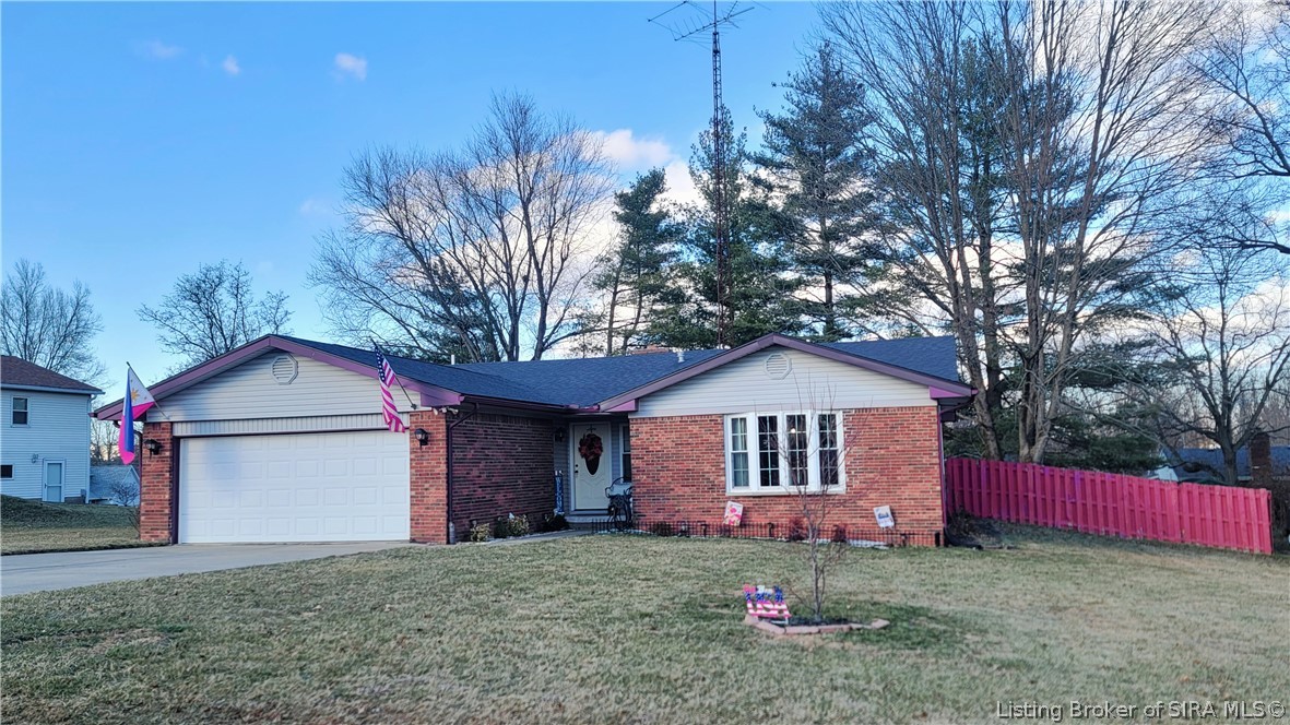 303 Golf Ridge Lane Madison, IN 47250 - Photo 2 of 24