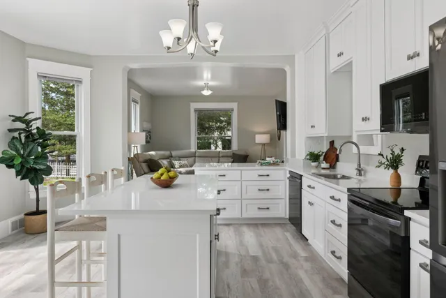 $665,000 | 917 Division Street South, Northfield, MN 55057