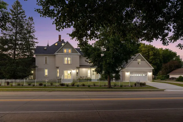 $665,000 | 917 Division Street South, Northfield, MN 55057