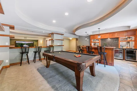 $1,100,000 | 6137 Niagara Lane North, Plymouth, MN 55446