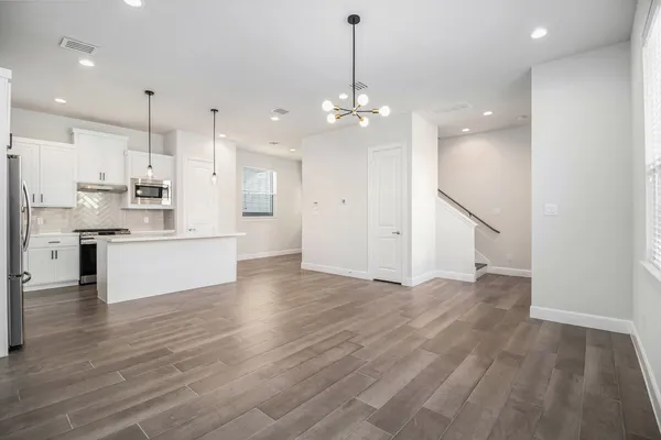 $2,550 | 9573 Neuens Road, Unit A, Houston, TX 77080