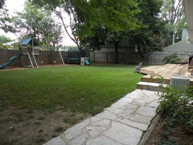 1850 Barrington Road Columbus, OH 43221 - Photo 17 of 18