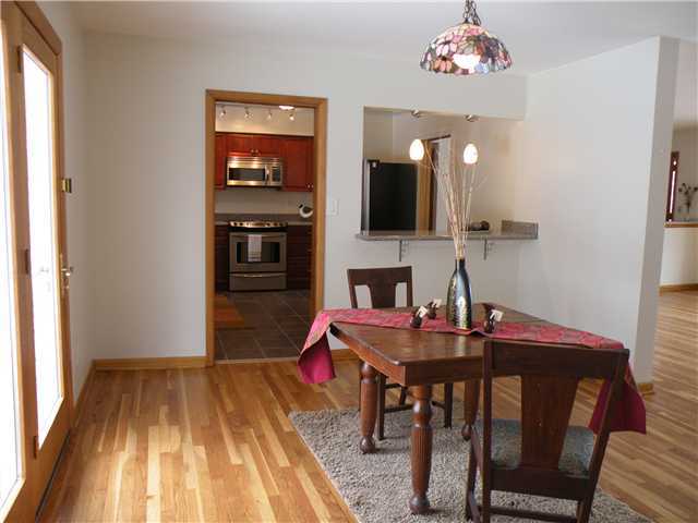 1850 Barrington Road Columbus, OH 43221 - Photo 3 of 18