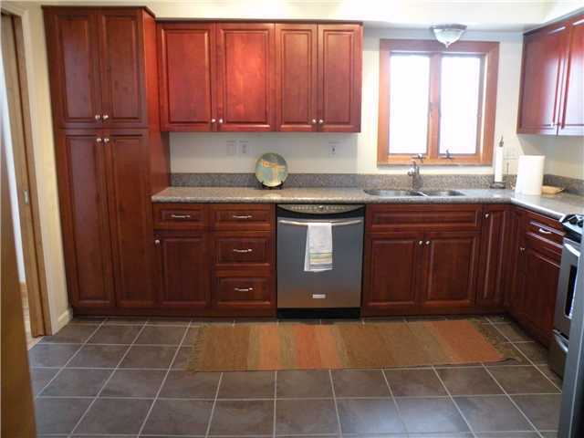 1850 Barrington Road Columbus, OH 43221 - Photo 4 of 18
