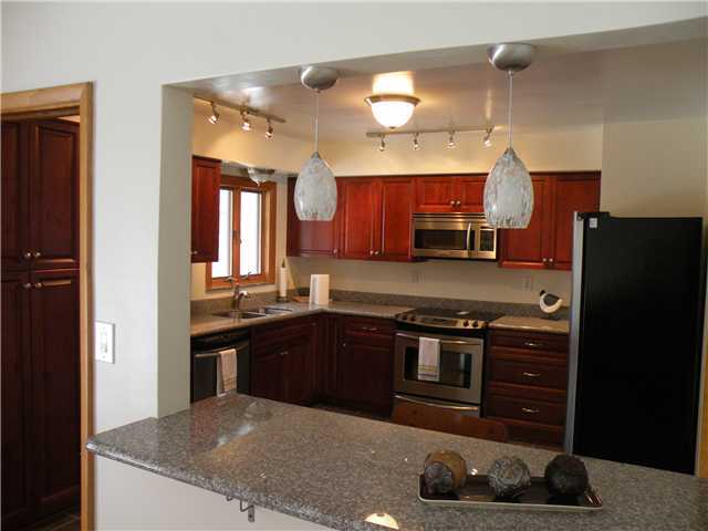 1850 Barrington Road Columbus, OH 43221 - Photo 5 of 18
