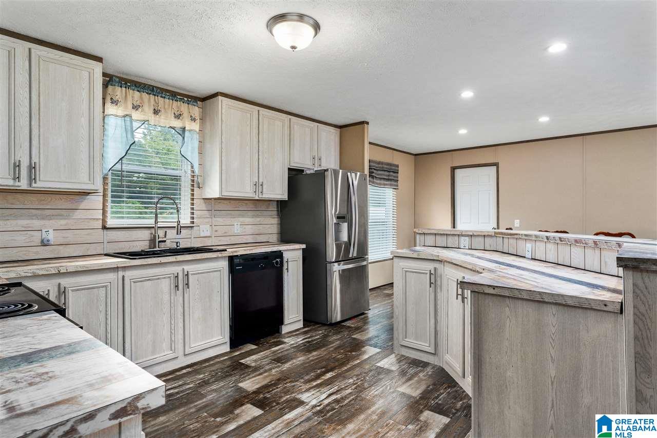 368 Goodwin Circle Vincent, AL 35178 - Photo 13 of 34