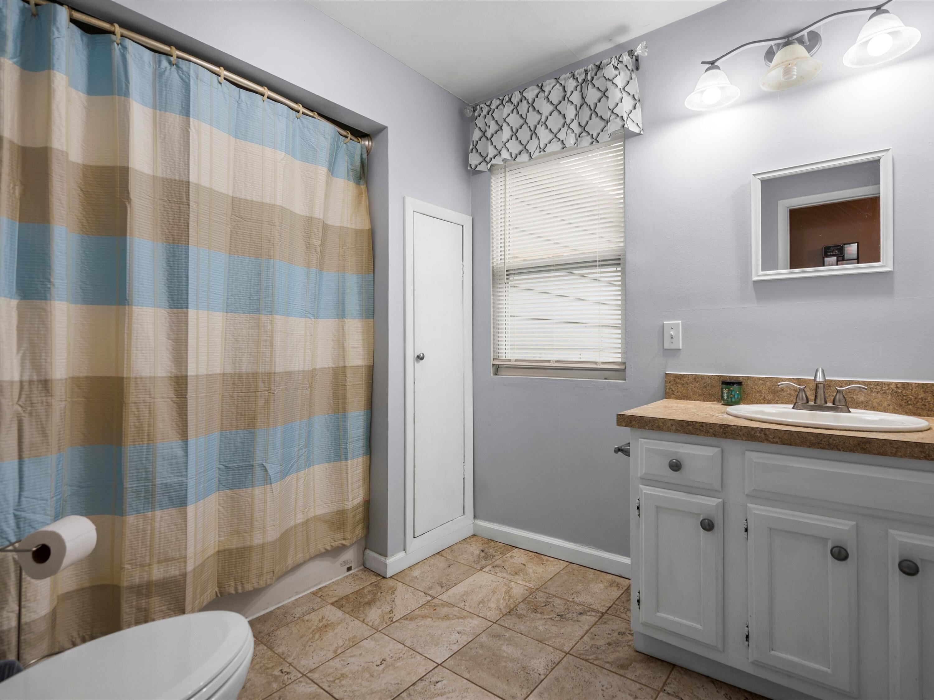 449 Joslyn Road Lake Orion, MI 48362 - Photo 17 of 19 17-DSC04288